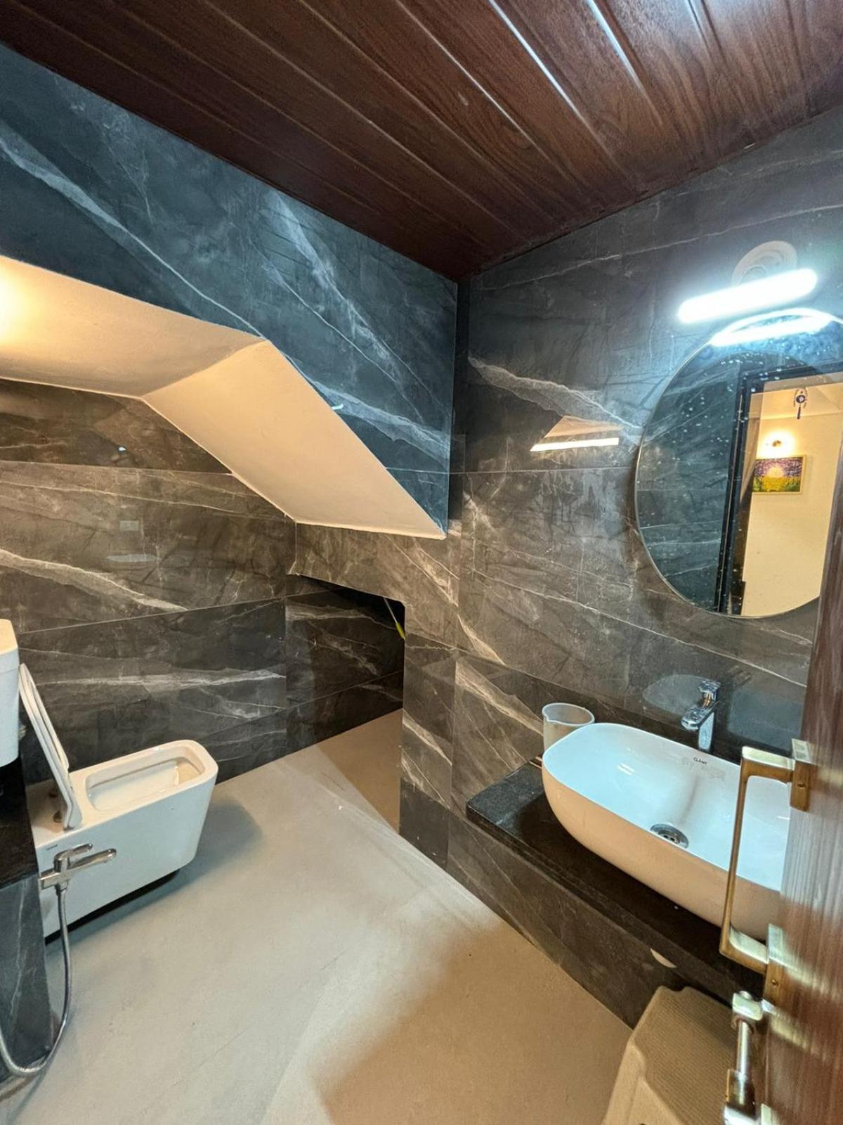 Ll Golden Leaf Ll 3Bhk Ll Ac Ll Villa Lonavala Exterior photo